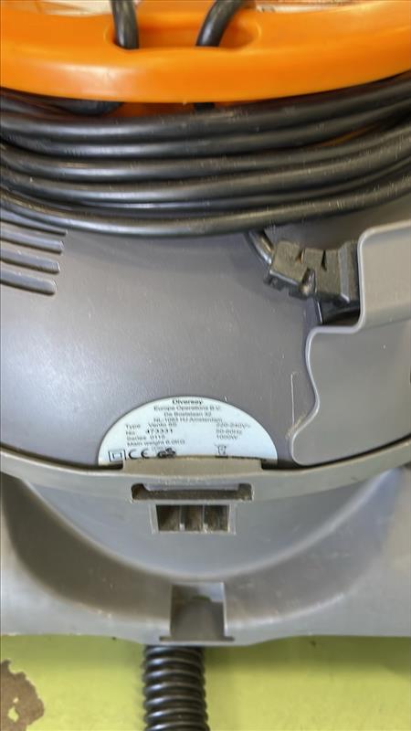 Taski Vento 8 Vacuum Cleaners - Image 2